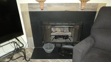 696 E Lake Front Cir in Galloway, NJ - Building Photo - Building Photo