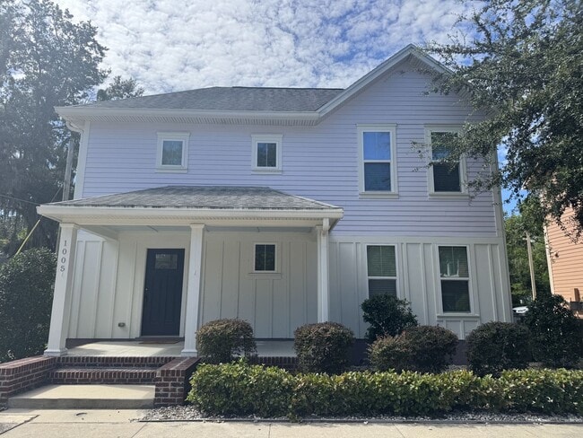 property at 1005 NW 7th Ave