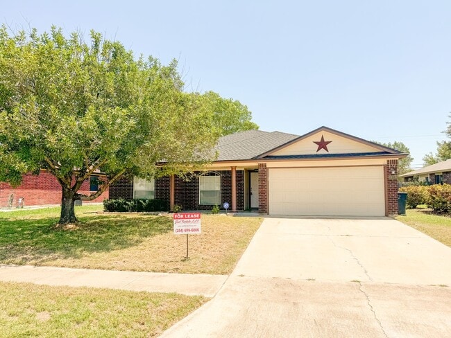 property at 1408 Saddle Dr