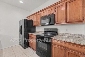 3006 SW Deerfield Blvd in Bentonville, AR - Building Photo - Building Photo