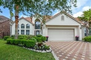 14330 Ayers Rock Rd in Sugar Land, TX - Building Photo