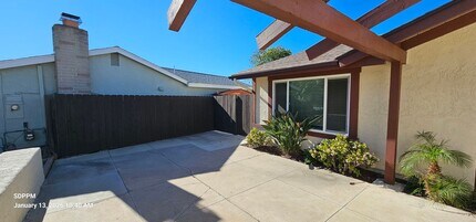 10488 Manila Ave in San Diego, CA - Building Photo - Building Photo