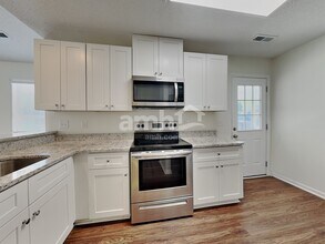 133 Cameron Way Cir in Winston-Salem, NC - Building Photo - Building Photo