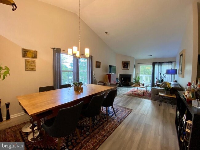 2970 Yarling Ct in Falls Church, VA - Building Photo - Building Photo