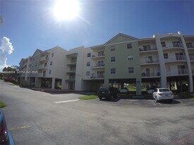 8200 SW 210th St in Cutler Bay, FL - Building Photo