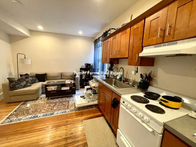 866 Huntington Ave, Unit 8 in Boston, MA - Building Photo - Building Photo