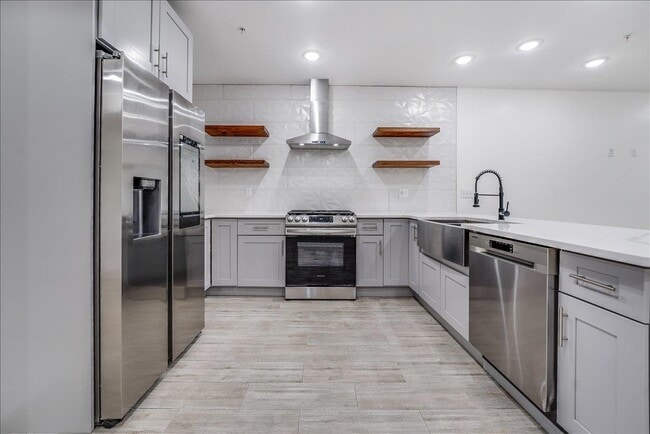 property at 260 Palisade Ave