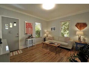 3701 Hollywood Ave in Austin, TX - Building Photo - Building Photo