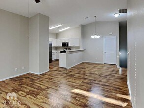 2590 Alias Smith Dr, Unit Unit 2004 in Henderson, NV - Building Photo - Building Photo