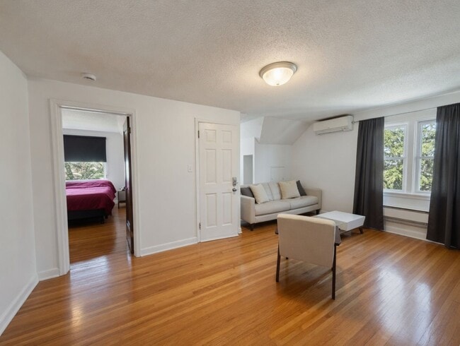 3342 N Humboldt Ave in Minneapolis, MN - Building Photo - Building Photo