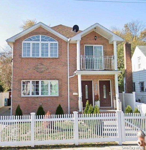 147-54 Huxley St, Unit 1FL in Queens, NY - Building Photo