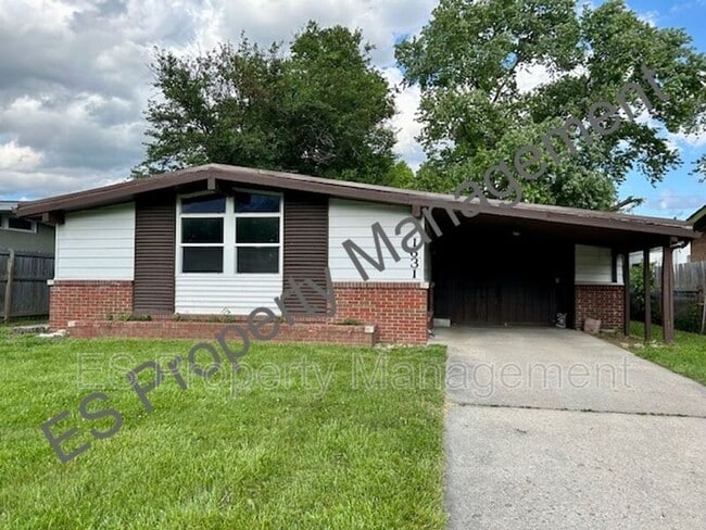 1631 Elmhurst Dr in Indianapolis, IN - Building Photo - Building Photo