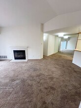 7267 Camino Degrazia in San Diego, CA - Building Photo - Building Photo