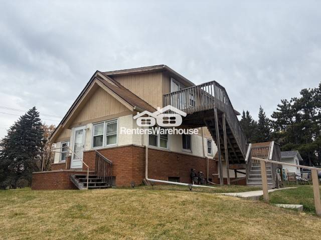 property at 601 Labore Rd