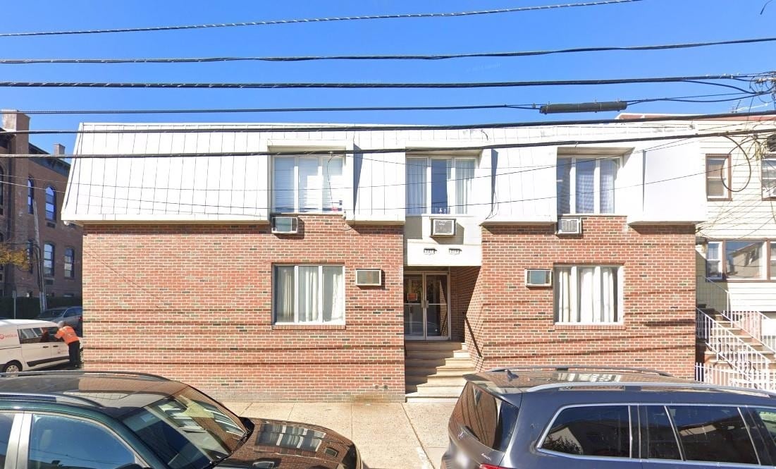 227-229-229 Cambridge Ave in Jersey City, NJ - Building Photo