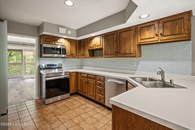 property at 15 Harrods Landing Dr