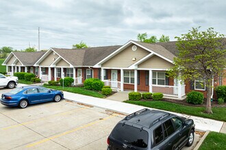 Wilshire Hills in Lee's Summit, MO - Building Photo - Building Photo