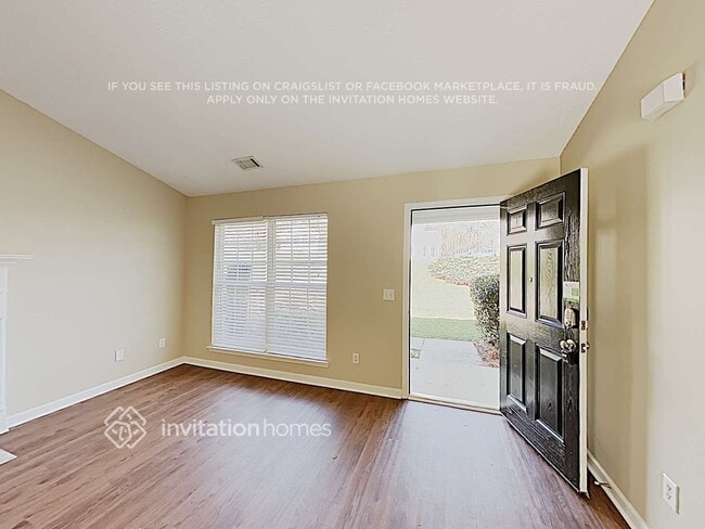 4042 Parks Rd in Flowery Branch, GA - Building Photo - Building Photo