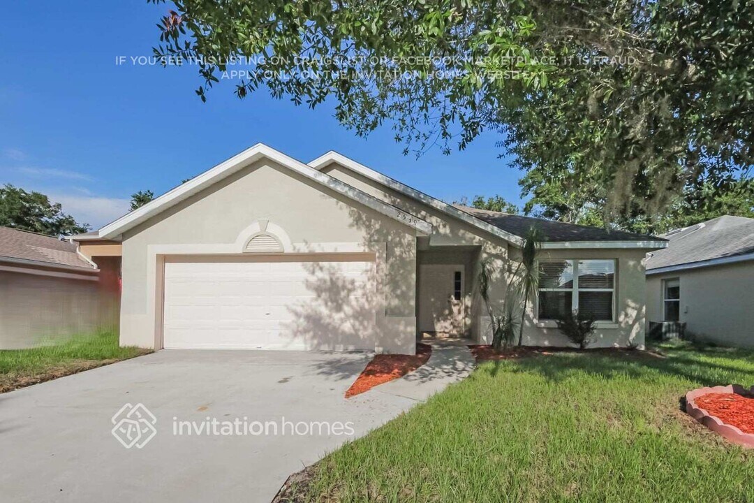 2539 Chatham Cir in Kissimmee, FL - Building Photo