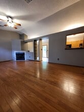 820 Coopers Hawk Dr in Norman, OK - Building Photo - Building Photo