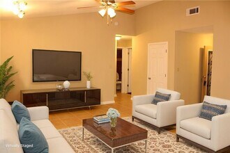 2409 Village Walk in Austin, TX - Building Photo - Building Photo