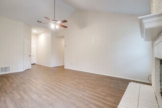 7501 Little Rock Ln in Fort Worth, TX - Building Photo - Building Photo