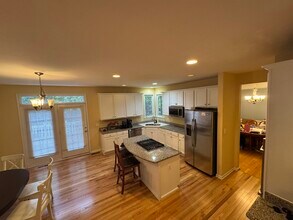 24794 Serpentine Pl in Stone Ridge, VA - Building Photo - Building Photo