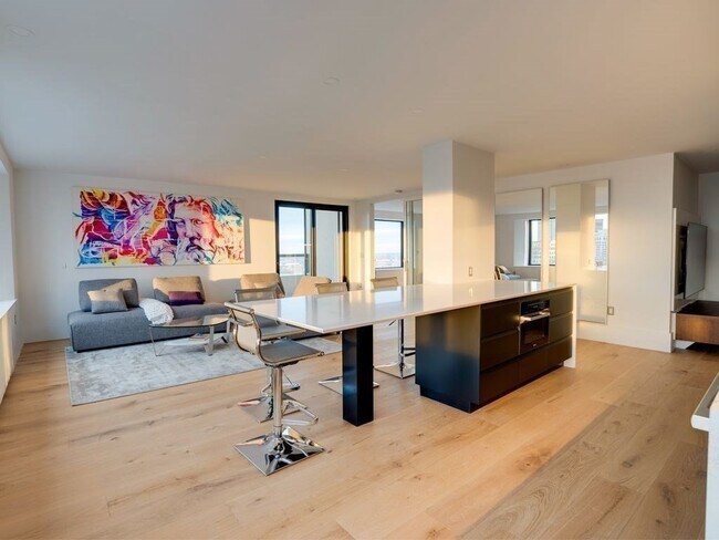 40 Rowes Wharf, Unit Penthouse B