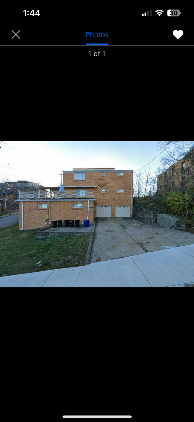 1556 Fallowfield Ave, Unit 1 in Pittsburgh, PA - Building Photo - Building Photo