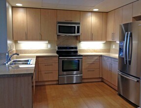 88 Bush St in San Jose, CA - Building Photo - Building Photo