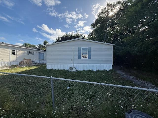 12002 SW Sandalfoot Blvd