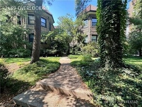 2469 Overlook Rd in Cleveland Heights, OH - Building Photo - Building Photo