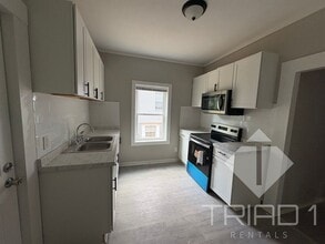 325 Wheeler Ave in High Point, NC - Building Photo - Building Photo