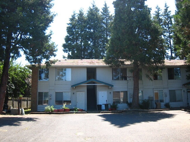 Woodland Park Apartments