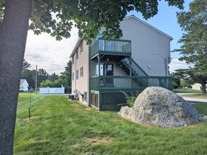 25 Brodeur Ave in Webster, MA - Building Photo - Building Photo