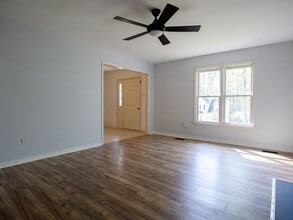 12013 Amber Meadows Ln in Midlothian, VA - Building Photo - Building Photo