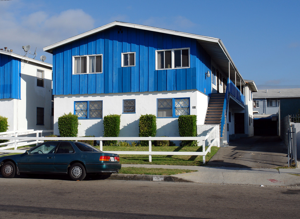 315-317 Venice Way in Inglewood, CA - Building Photo