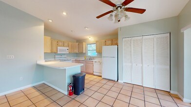 133 W Cahill Ct in Big Pine Key, FL - Building Photo - Building Photo