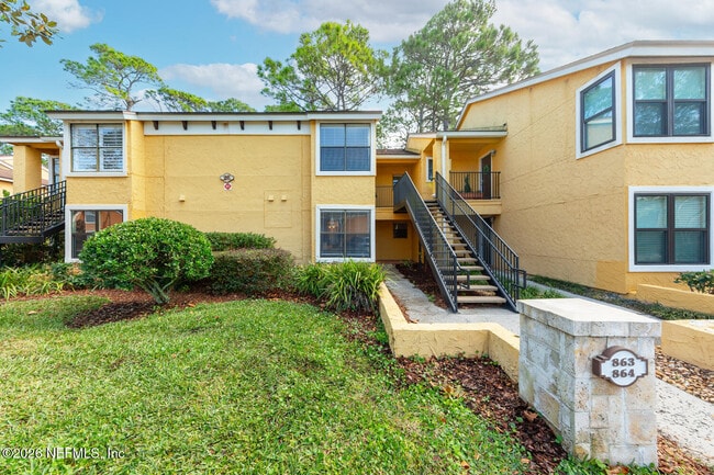 property at 864 Shoreline Cir