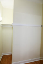 6233 N Winthrop Ave, Unit #413 in Chicago, IL - Building Photo - Building Photo