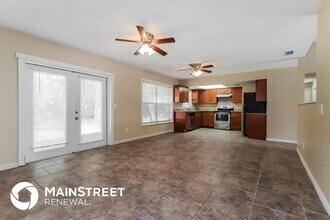 1065 Kit Ct in Lutz, FL - Foto de edificio - Building Photo