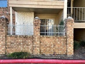 12550 Whittington Dr in Houston, TX - Building Photo - Building Photo