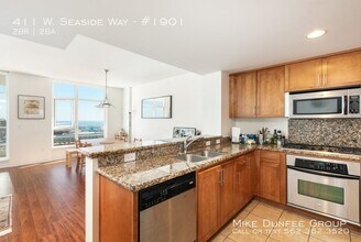 411 W Seaside Way in Long Beach, CA - Building Photo - Building Photo