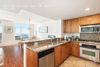 411 W Seaside Way in Long Beach, CA - Foto de edificio - Building Photo