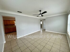 10731 108th St N in Largo, FL - Building Photo - Building Photo