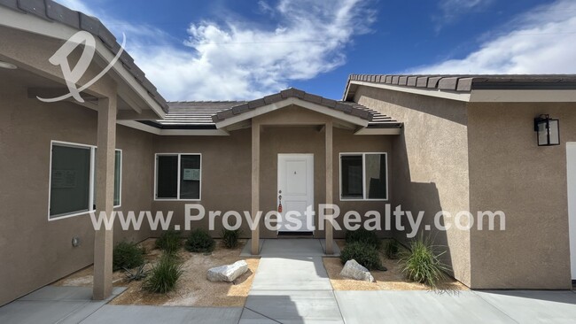 20125 Zuni Rd-Unit -Unit A in Apple Valley, CA - Building Photo - Building Photo