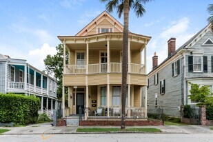 114 Alexander St in Charleston, SC - Building Photo