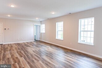 11 Seminary Ave in Hopewell, NJ - Building Photo - Building Photo