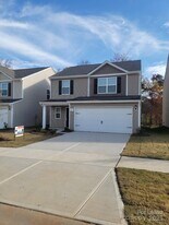 9433 Creedmore Hills Dr in Charlotte, NC - Building Photo
