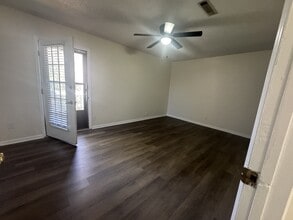 122 Timbers Dr in Dothan, AL - Building Photo - Building Photo